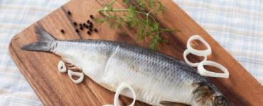 محتوای کالری و ارزش غذایی شاه ماهی