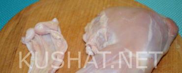 Фаршировані курячі стегенця без кістки: рецепт приготування
